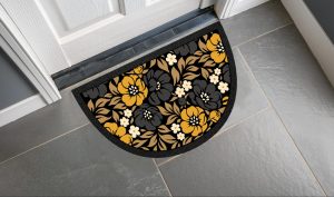 zerbino mezzaluna elegante con stampa floreale sui toni del giallo e grigio
