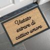 Zerbino con stampa effetto cocco e scritta "vietato entrare di cattivo umore"